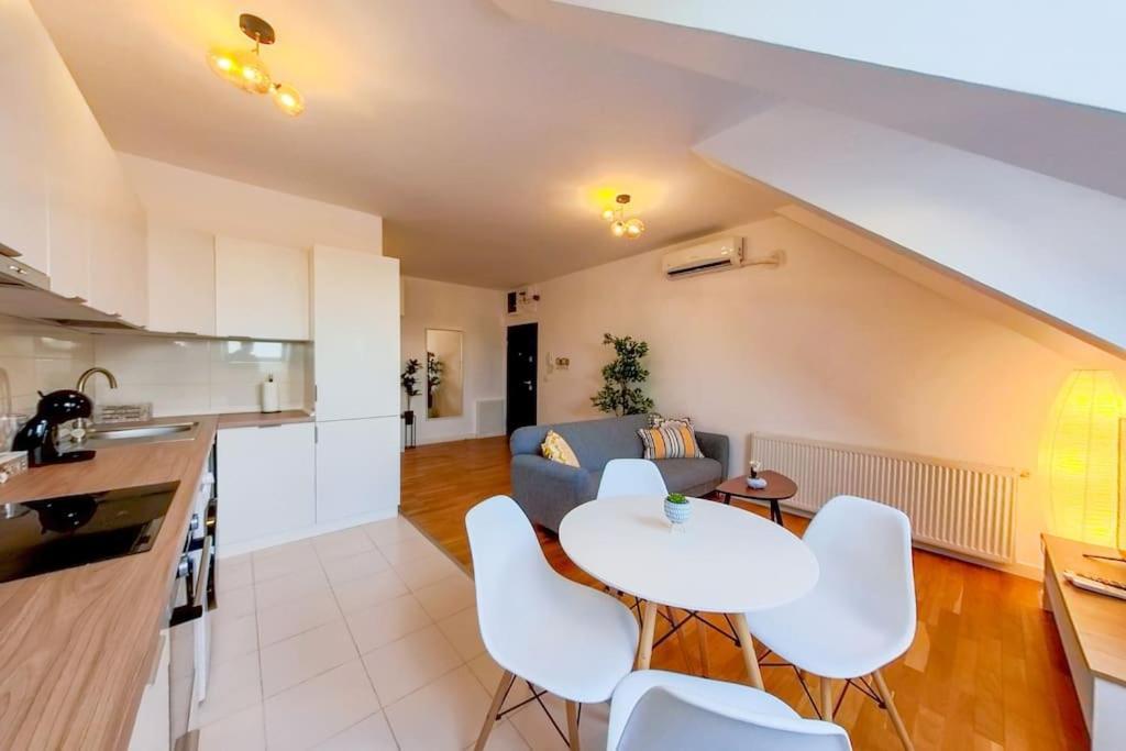 Bucharest Central Dd Apartment Ngoại thất bức ảnh